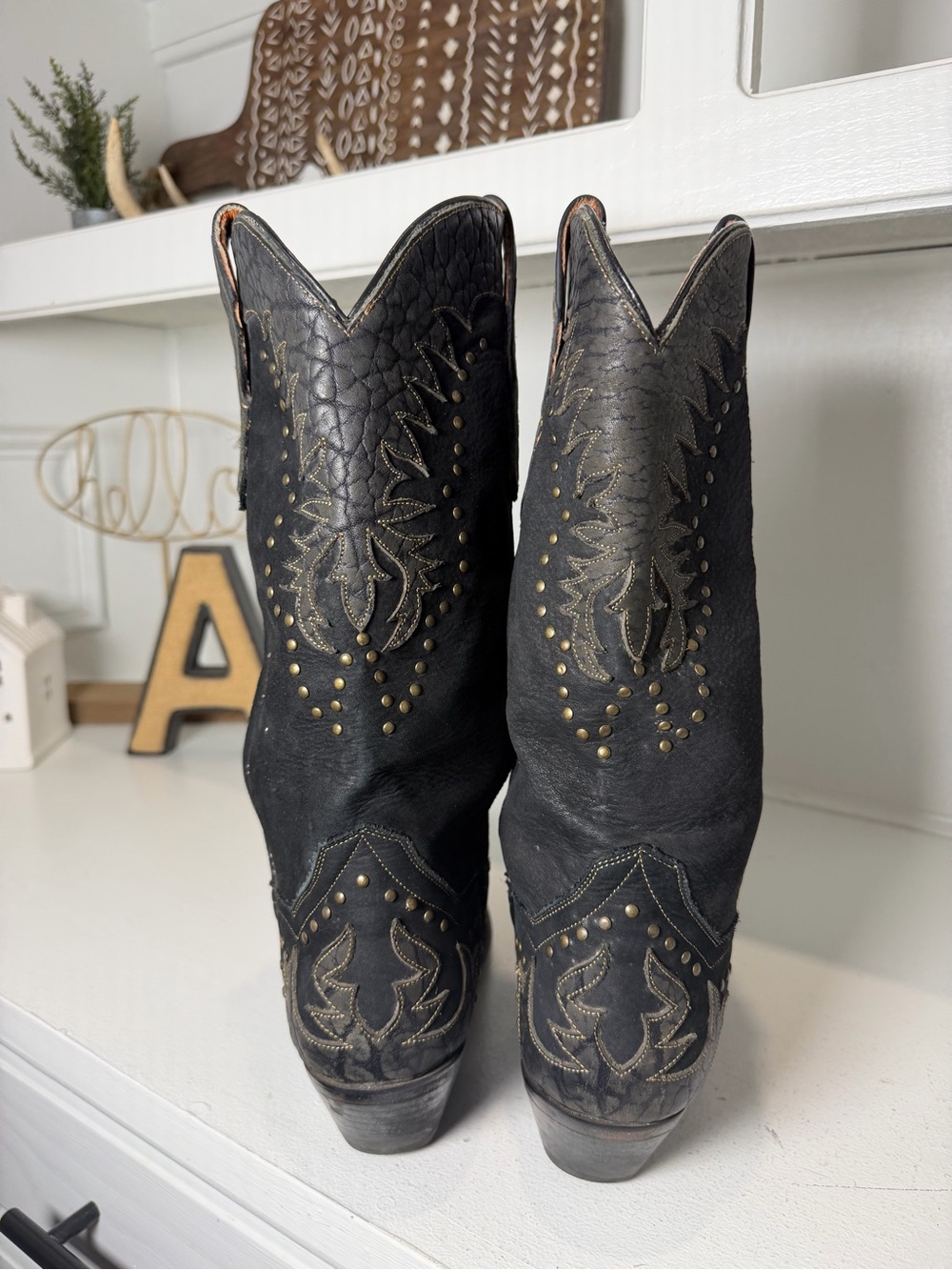 Dan Post Womens 9 Black Leather Studded Floral Cowboy Boots Distressed Western - Picture 7 of 10